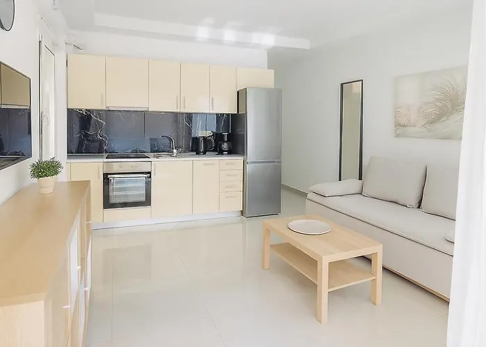 Apartman Pure Modern New Build Nikíti