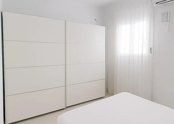 Pure Modern New Build Apartman Nikíti