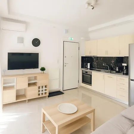 Апартаменты Pure Modern New Build *